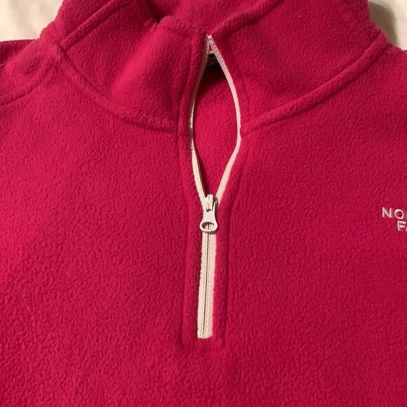 The North Face size small pull over fleece top - Picture 4 of 8